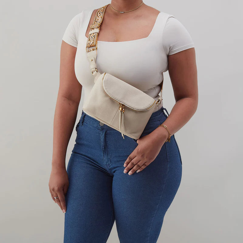 Fern Large Belt Bag In Pebbled Leather