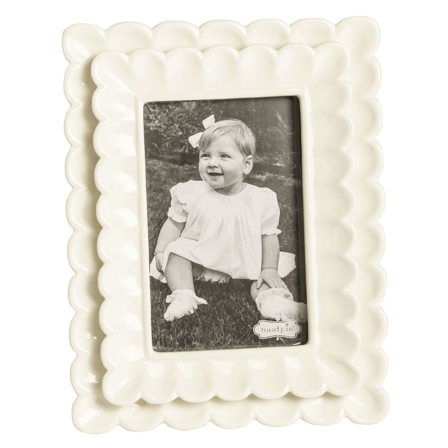 Small White Scalloped Frame