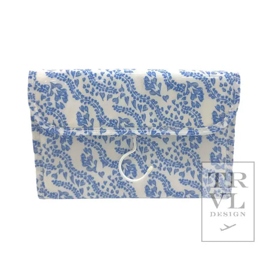 Luxe Gloss Hanging Toiletry Case - All Heart Blue