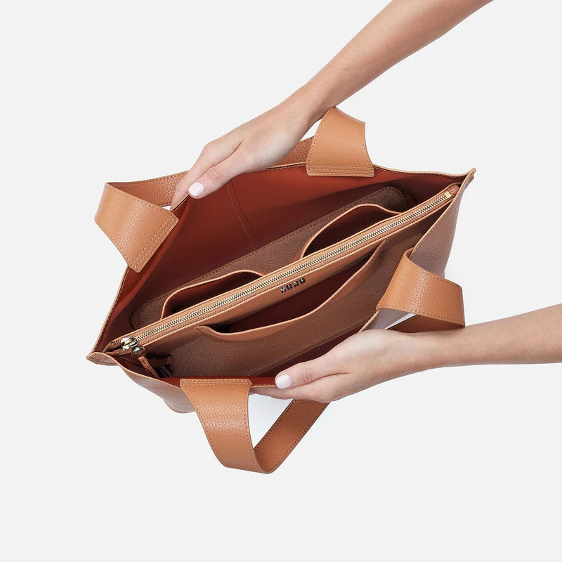 Vida Tote In Micro Pebbled Leather