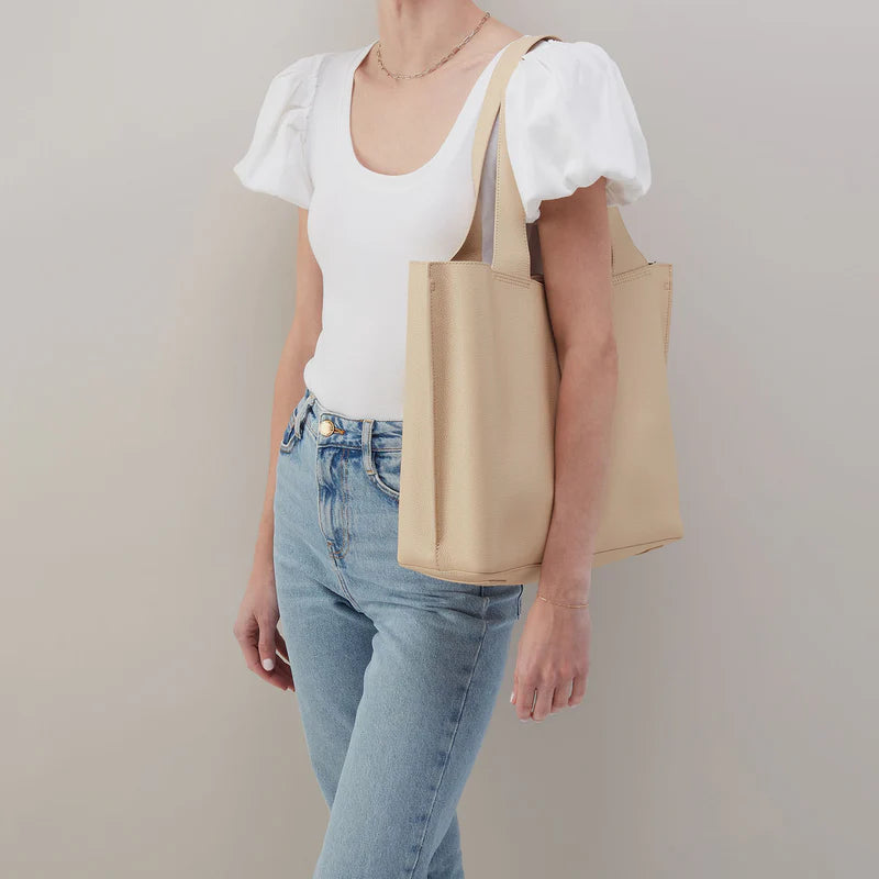 Vida Large Tote In Micro Pebbled Leather