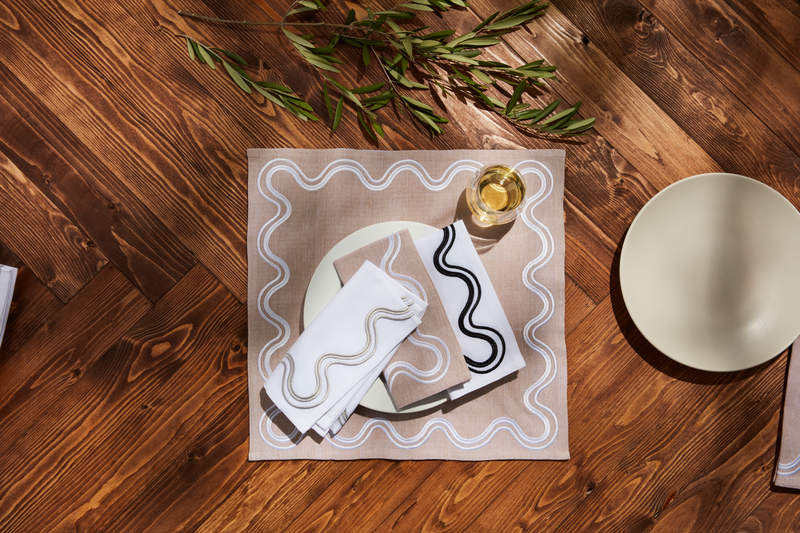 White Squiggly Napkin Set